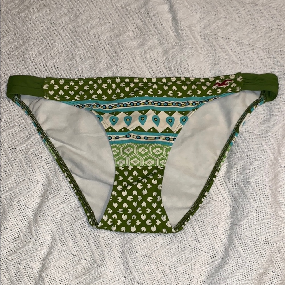 Bikini bottoms